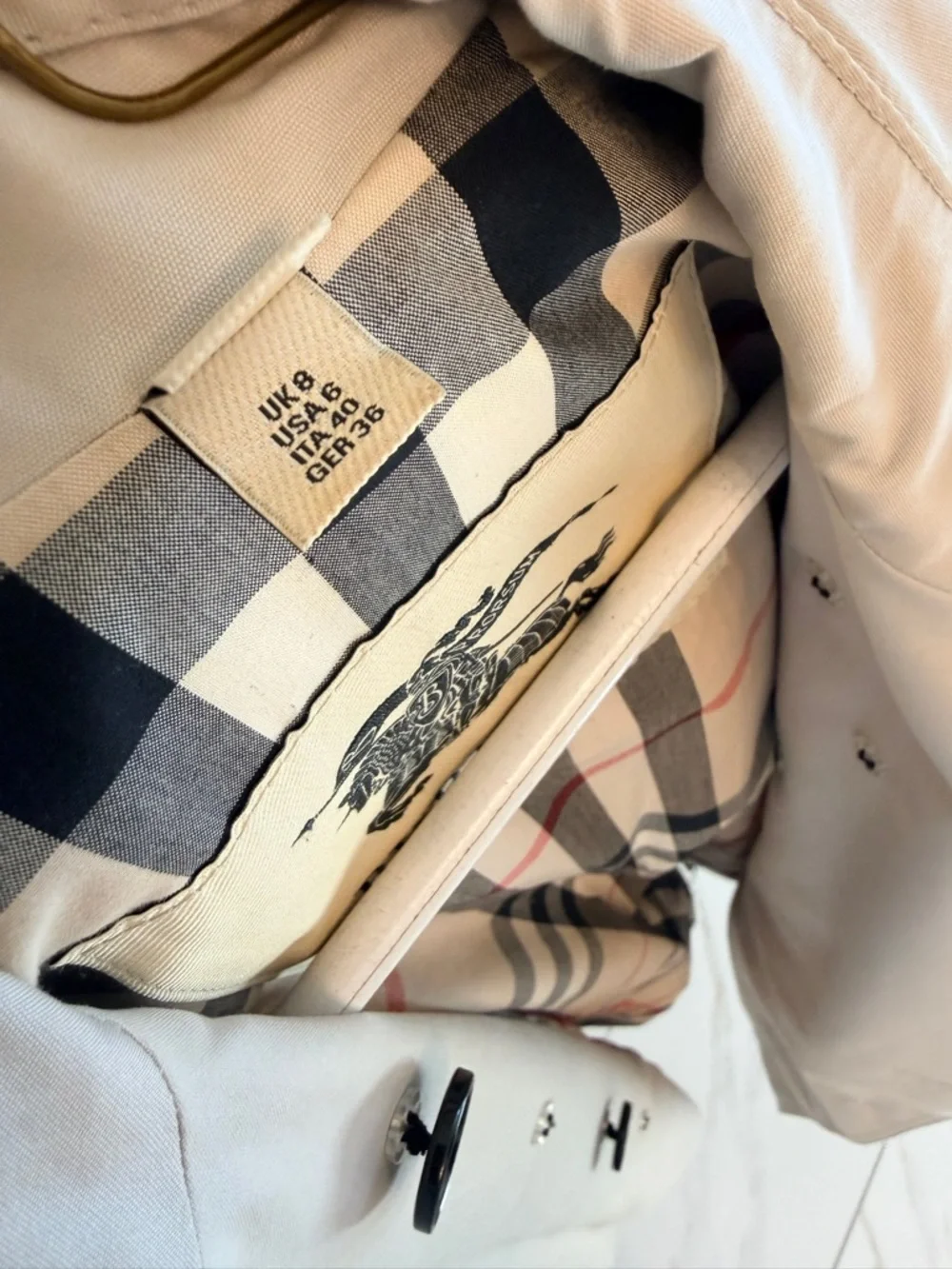 Burberry Light Beige womens Classic Trench Coat with Signature Check Lining - Picture 7 of 12